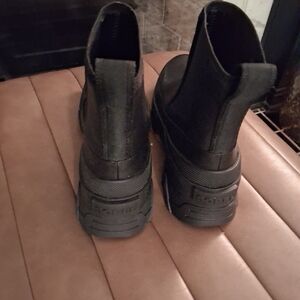 Stylish Black Men's Boots